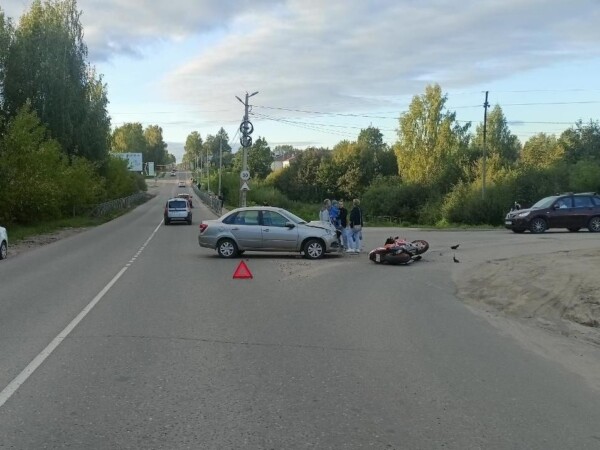 Серьезная авария с мотоциклистом произошла под Костромой