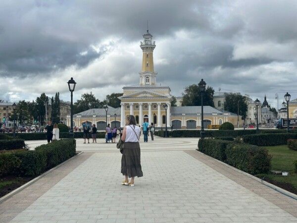 Небогатые люди среднего возраста: какие туристы чаще всего посещают Кострому