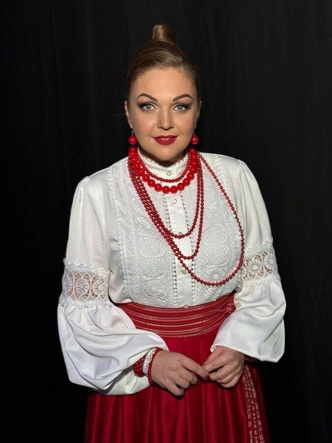 Марина Девятова споет залихватские песни в Костроме