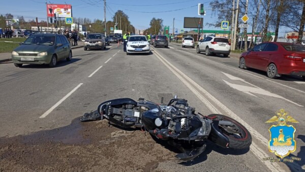 Мотоциклист погиб во время аварии в Костроме