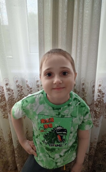 10-летний Женя Дерябов из костромской многодетной семьи 7 лет борется с онкологией