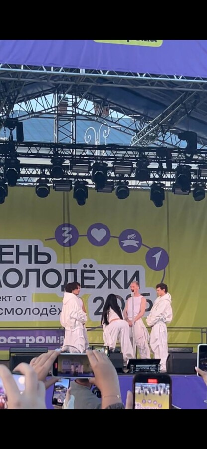 Костромичи залезали друг на друга из-за сексуального образа Бьянки
