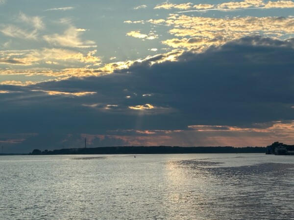 Костромичам опять запретили ходить по воде