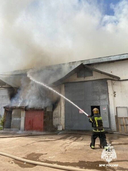 На грани человеческих возможностей: В МЧС рассказали, как тушили страшный пожар в Костроме