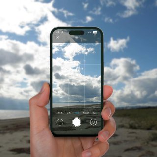 Офлайн тоже можно: как включить на смартфоне кино и музыку без интернета 