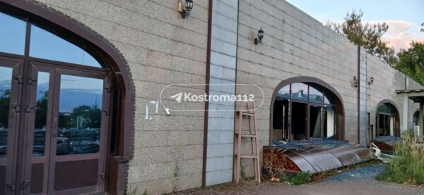 Внутри жгли костры: известный ресторан разгромили в центре Костромы