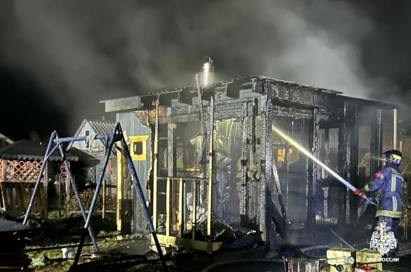 Костромич растопил баню дотла