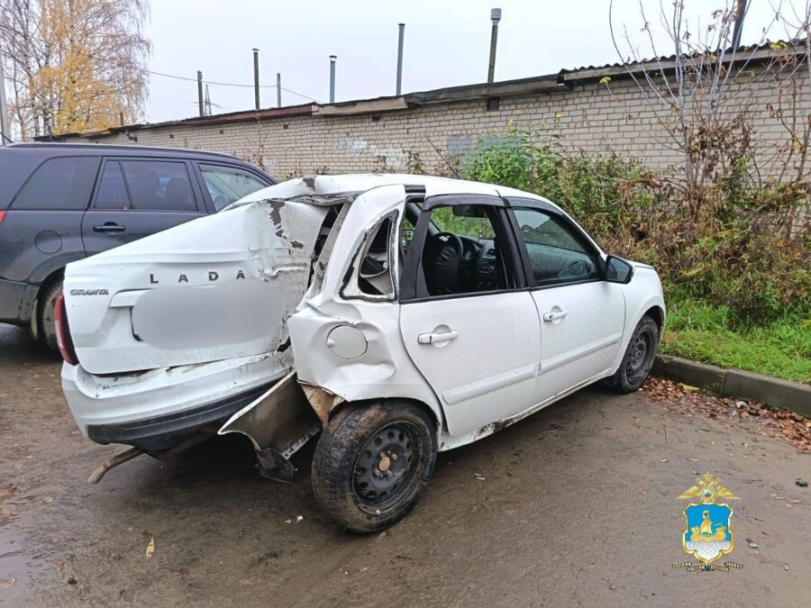 Полицейские нашли водителя, который бросил травмированного ребенка в Костроме