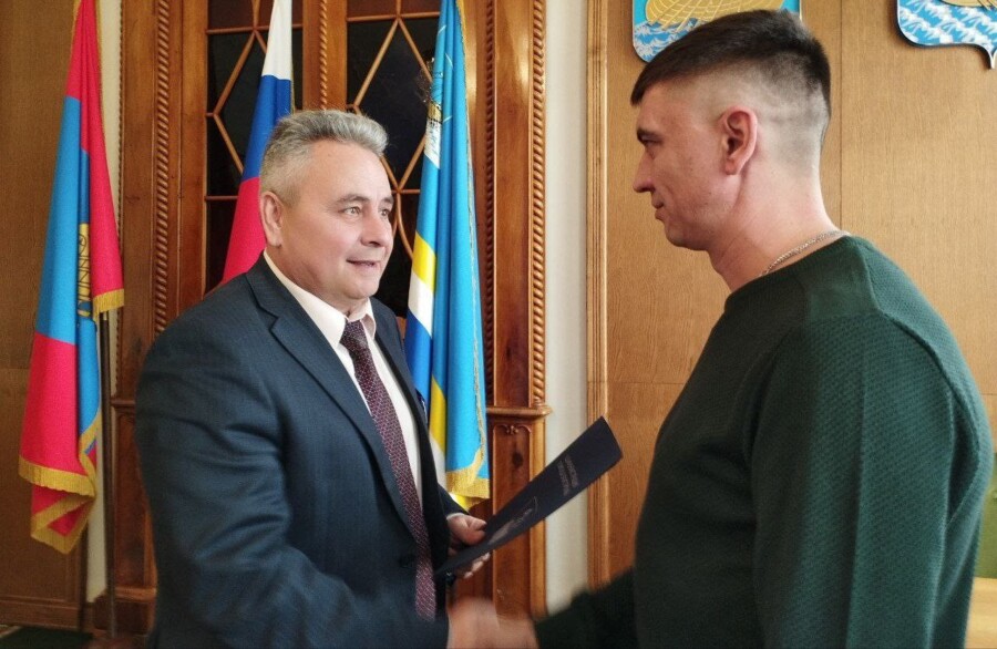 Отважный мужчина спас купальщицу в Костроме