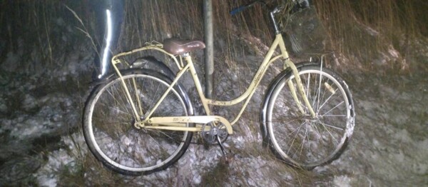 Уставший водитель грузовика на летней резине сбил подростка под Костромой