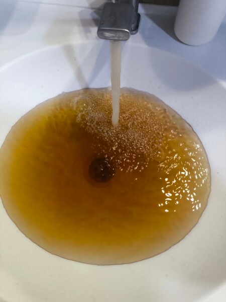 Костромичам посоветовали пользоваться ржавой водой, потому что другой всё равно нет