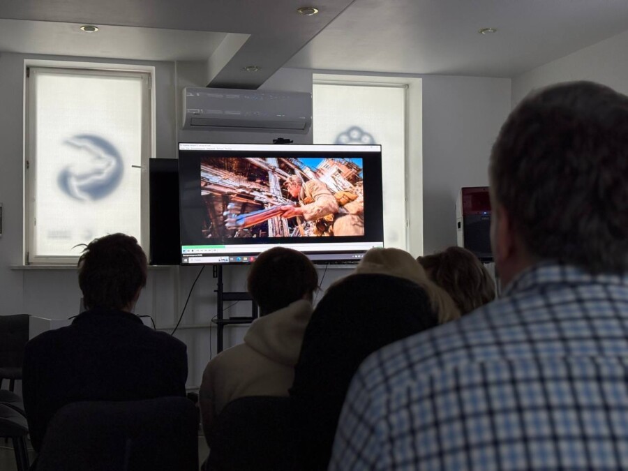 В Костроме прошла презентация одного из первых в мире нейросетевых фильмов, посвящённых секретной операции костромской контрразведки