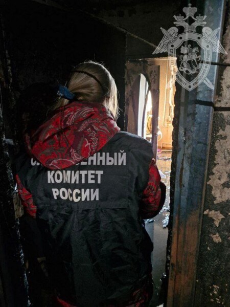 Женщина погибла во время пожара в многоэтажке Костромы