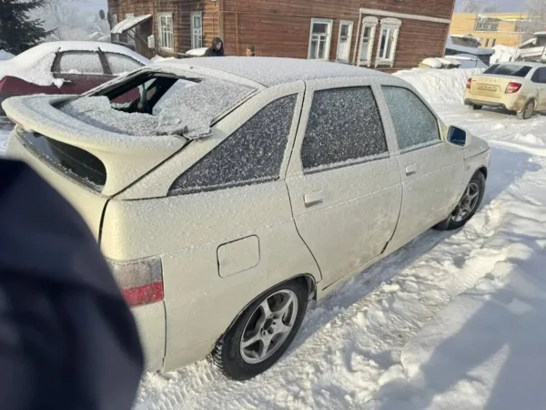 В споре костромичей о том, кто кого уважает, проиграл автомобиль