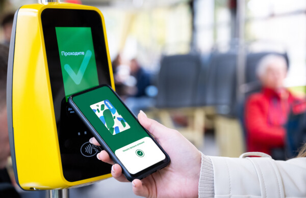 Стало известно, как экономить на проезде в автобусах Костромы с помощью смартфона