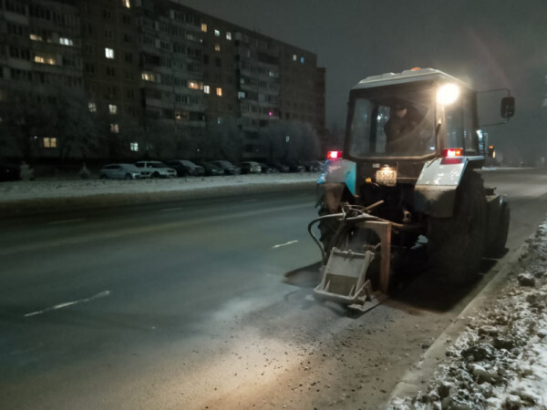 Ночной дозор спасает дороги от разрушения в Костроме