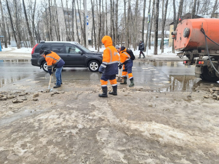 Воду активно выгоняют с улиц Костромы