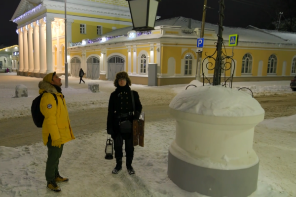 Знаменитый фонарщик стал героем фильма латиноамериканца о Костроме