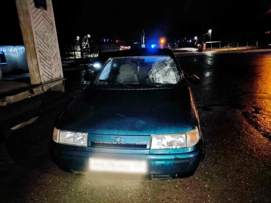 Вечерние прогулки костромских школьников закончились под колёсами «десятки»