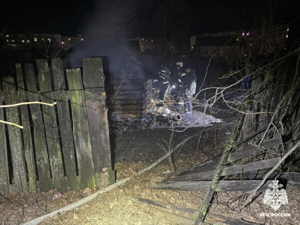 Пожар в хозпостройке унес жизнь костромича