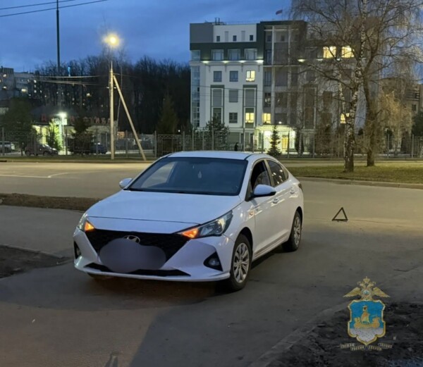 12-летний ребенок попал под колеса иномарки в Костроме