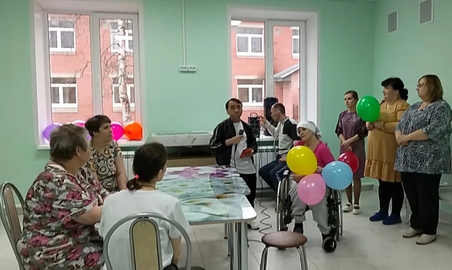 20 постояльцев психоневрологического интерната привезли в Костромскую область ради спокойствия