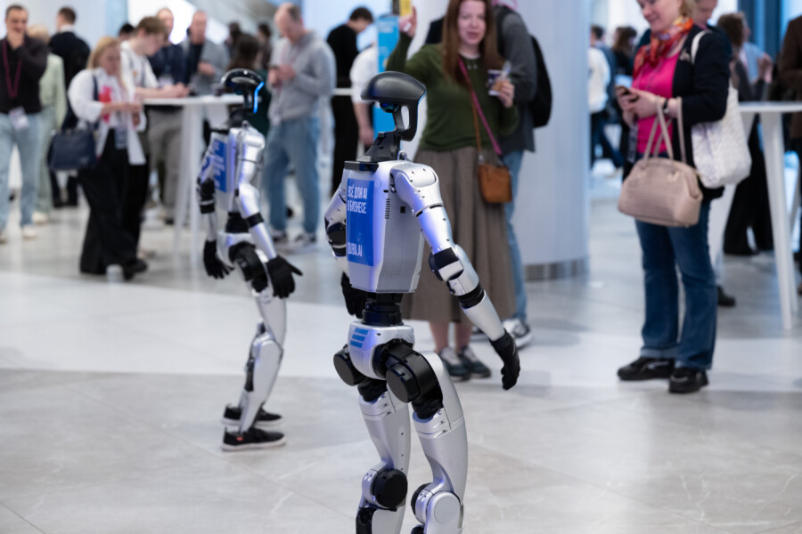 Пользователи соцсетей зафиксировали зарождение ИИ-агентной экономики