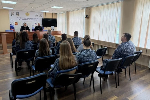 Сотрудникам костромской колонии рассказали, как бороться с экстремизмом с божьей помощью