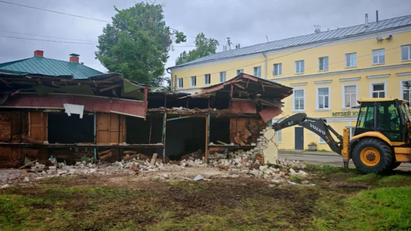 Сквер в центре Костромы закроют ради строительства кафе