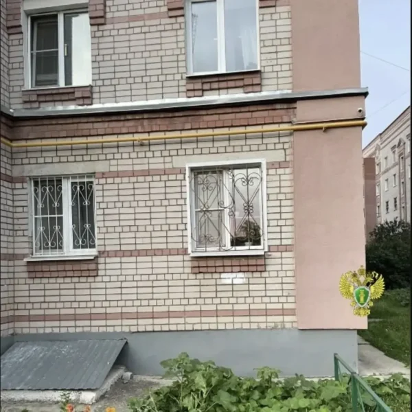 Маленький мальчик выпал из окна в Костроме