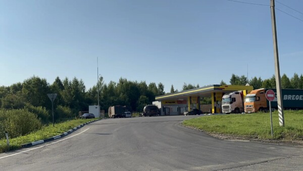 Костромской губернатор не обнаружил очередей на заправках