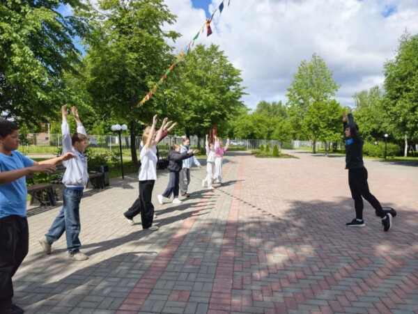 В парках Костромы можно будет укрепить семью и стать королем танцпола