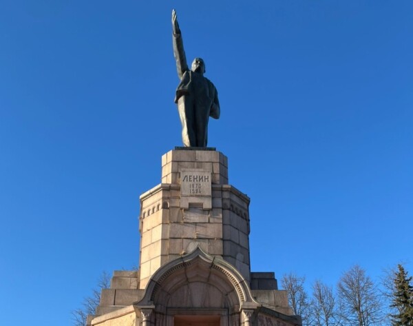 Первый мэр Костромы: памятник Ленину грозит Костроме страшной опасностью