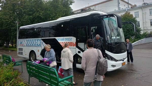 Урологи ведут прием костромичей из автобуса