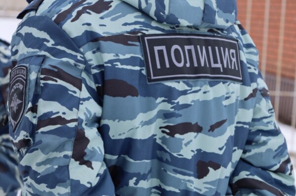 Костромские полицейские спасли малыша с удушьем