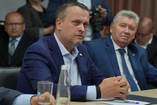 Министра транспорта заинтересовала костромская нейросеть для охоты на перегруженные фуры