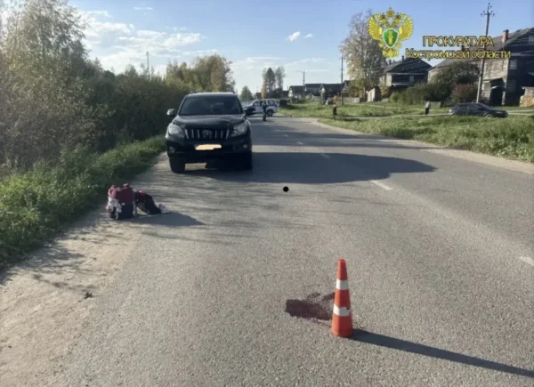 11-летняя девочка попала под машину в Костромской области