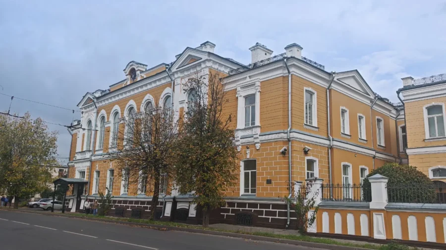 Музыкальная школа в Костроме переедет в бывшее здание Центробанка