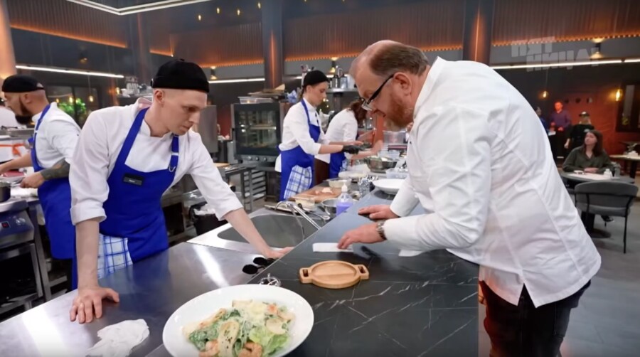 Знаменитый шеф Ивлев сделал главным на кухне Ваню из Костромы