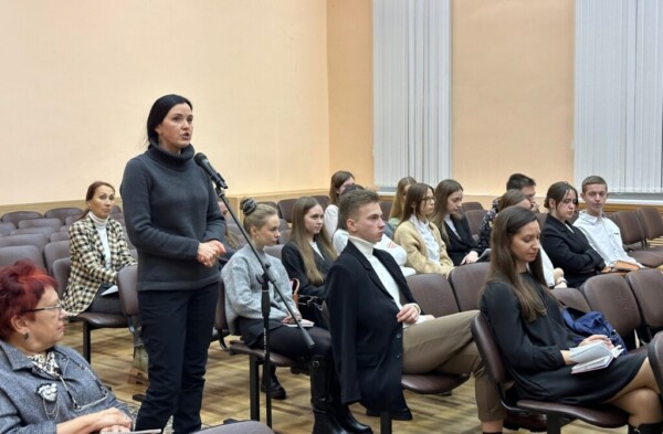 Костромичам прописали новые правила общения с властью